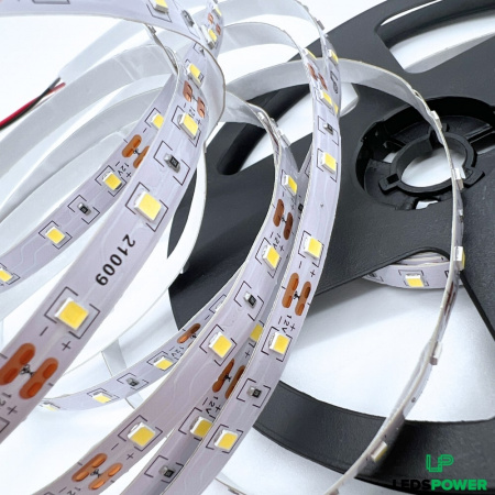 Светодиодная лента SMD 2835  60LED  12V  4,8W  IP20  6000К (6)