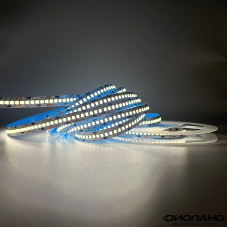 Светодиодная лента SMD 2835  240LED  24V  20W  IP20  4000К (1)