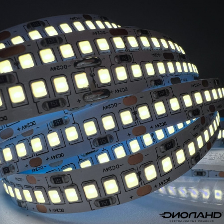 Светодиодная лента SMD 2835  240LED  24V  20W  IP20  4000К (2)