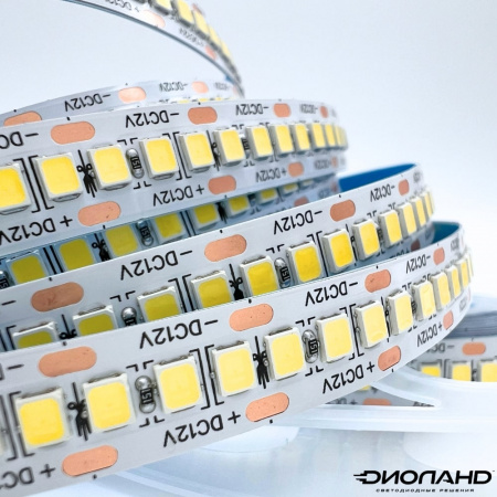 Светодиодная лента SMD 2835  240LED  12V  20W  IP20  4000K (4)